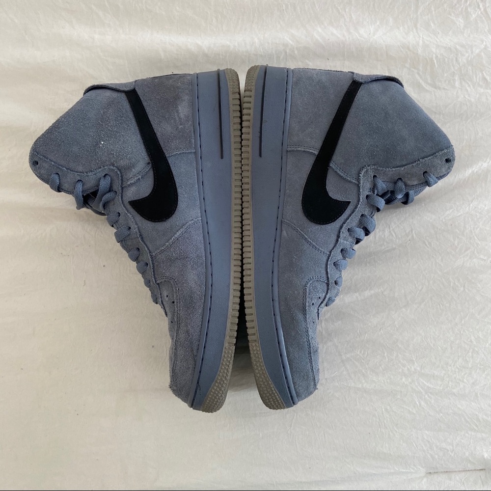 SOLD ❗️ Nike Air Force 1 High ‘07 Sneakers - Picture 3 of 5